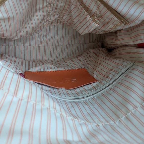 Esprit Floral Vegan Messenger Bag - Picture 11 of 14